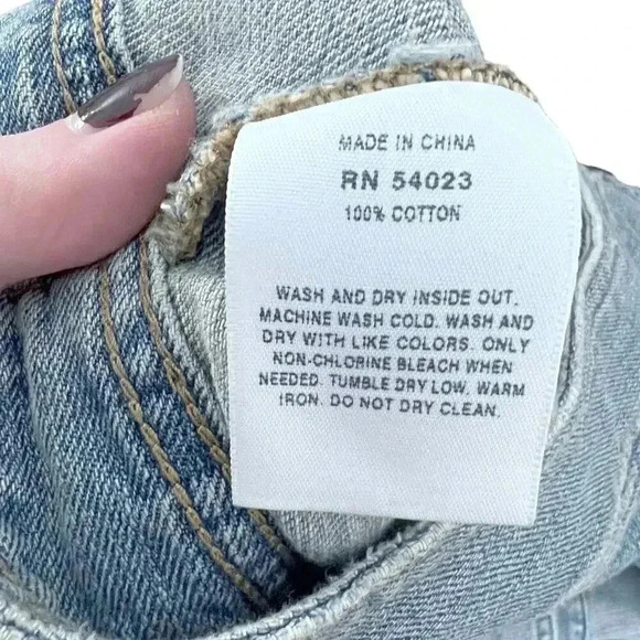 GAP Distressed Medium Wash Denim Jacket Women's Size M - Picture 6 of 6